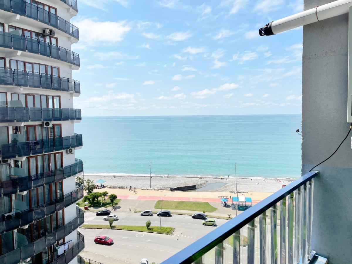 Appartement Beautiful Horizon First Line à Batoumi Extérieur photo